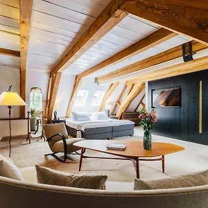 ***** Hotel The Dylan Nederland