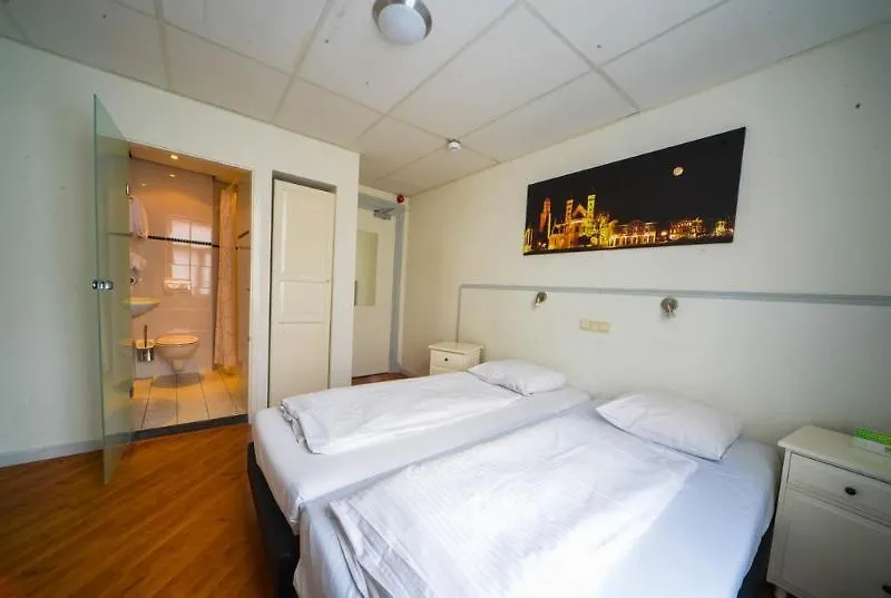Hotel de la Bourse Maastricht 2*,  Nederland
